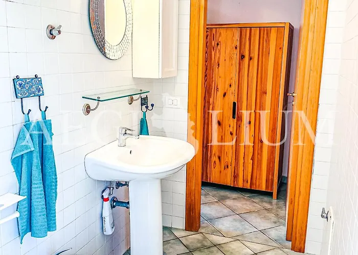 Giglio Rosso 1 アパート カンペーゼ